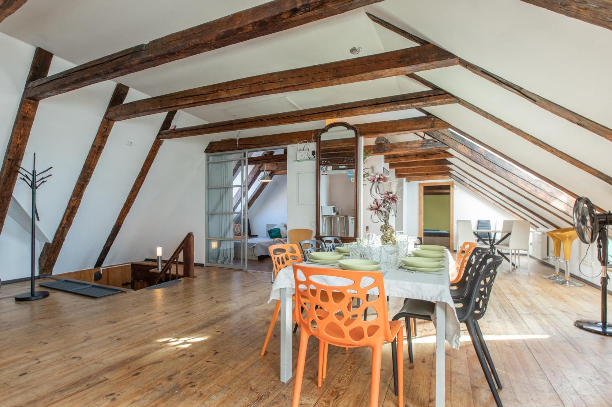 Mansard In Old Town Apartment Riga Bagian luar foto